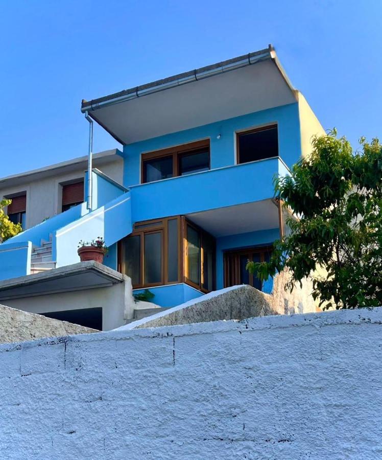 Blue Guesthouse Gjirokaster Ngoại thất bức ảnh